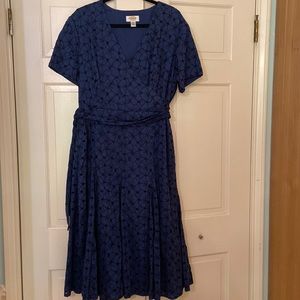 Talbots, size 14W, navy and black wrap dress